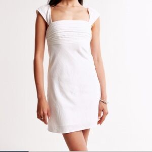 Emerson Abercrombie White Cap Sleeve Dreas